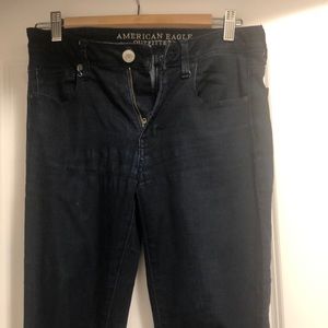 American Eagle dark wash skinny jeans